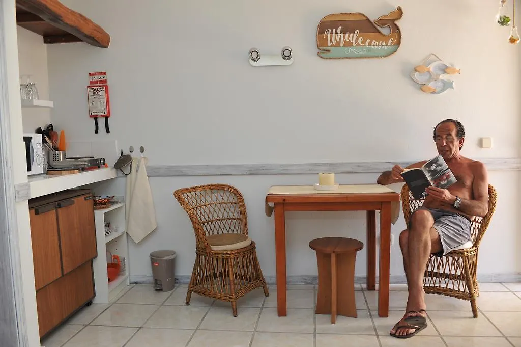 16 Porto Santo Apartments Homestay
