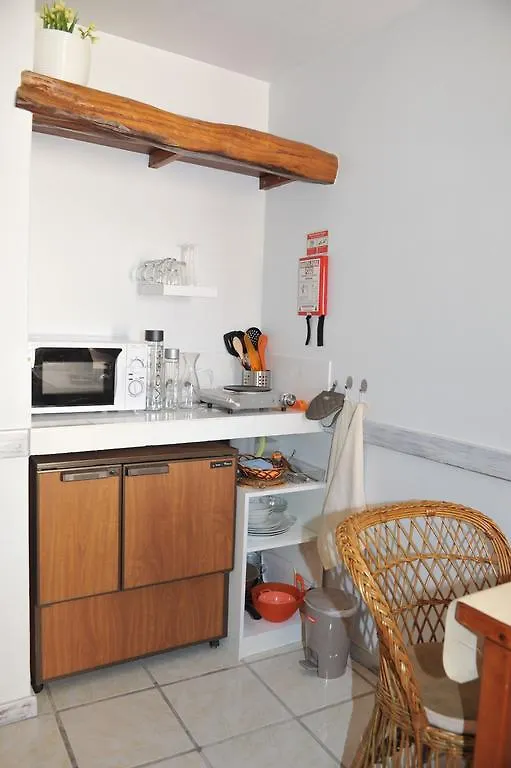 Homestay 16 Porto Santo Apartments